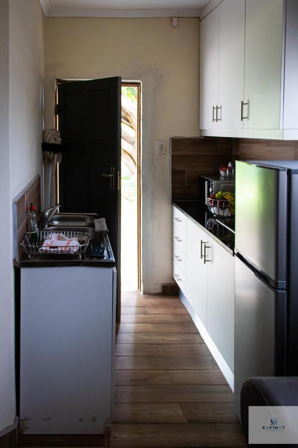 Kevinot Home Порт Едуард Стая снимка